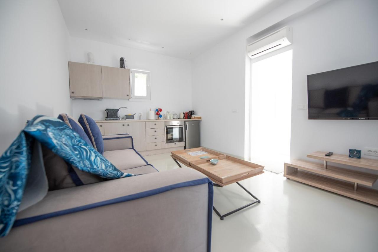 The Mykonist Seaside Villas & Suites Ornos By Amaris Mykonos Town Esterno foto